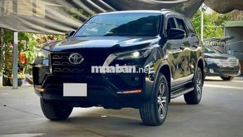 Toyota Fortuner 2022 4x2 AT 2.4L Dầu Đen