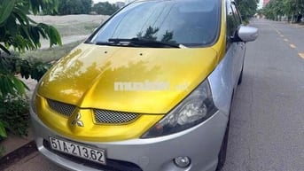 Mitsubishi Grandis 7 chỗ Vàng bạc
