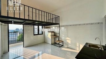 Duplex ban công cửa sổ trời gần ngay Nguyễn Oanh