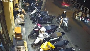 Sang nhượng mặt bằng Hồ Tây 2 - mặt tiền rộng - 2 mặt thoáng