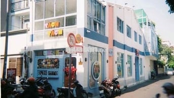 Góc 2 Mặt Tiền Đường Nguyễn Văn Thủ - Quận 1