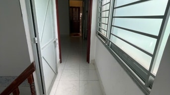 CHO NỮ THUÊ PHÒNG NGAY CHỢ TRẦN VĂN QUANG .
