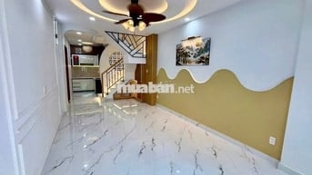 án nhà mới Lê Hồng Phong, Quận 5 - Nội thất đẹp xách vali vào ở ngay