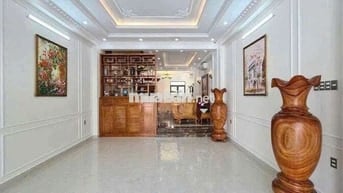 Nhà 1 Trệt 3 Lầu 5PN 5x18m Mặt Tiền Đường Số KDC Phạm Hữu Lầu Q.7