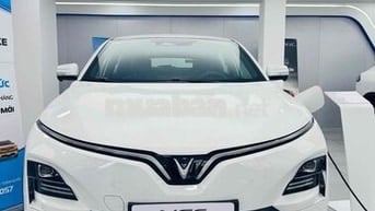 Xe điện VinFast VF 6 SUV Trắng