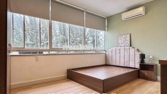 Trống sẵn phòng Studio Cửa sổ sáng siêu đẹp , Ngay Đường số 9A