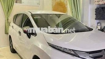 Mitsubishi Xpander 7 chỗ màu Trắng