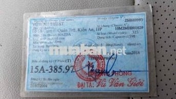 Mazda 323 Cổ điển màu Đen
