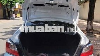 Mitsubishi Mt 2024 30.000km Trắng