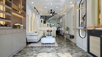 cho thuê nhà mới đẹp full nội thất hẻm đối diệnsiêu thị Lotte 15tr