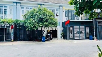 Cho thuê nhà Thuận Giao gần đường 22/12, có sẵn nội thất. 
