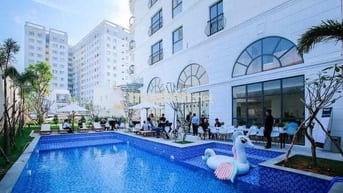 🎀CĂN HỘ BAN CÔNG FULLNT - HỒ BƠI - GYM - BẢO VỆ - ĐẬU Ô TÔ TẠI TOÀ