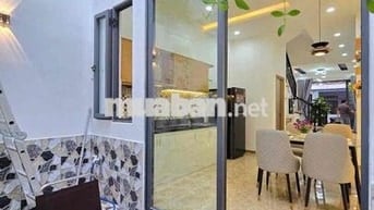 211 CHO THUÊ NHÀ ĐẸP 3 TẦNG 3PN 4WC – NHÀ MỚI HIỆN ĐẠI, CÓ SÂN RỘNG