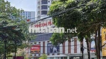 Nhà Mặt Tiền Hoàng Hoa Thám Lộc Thọ Nha Trang Gần Biển 7 Phòng Ngủ