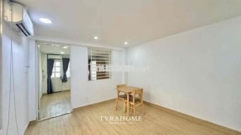 Căn 1PN Tách Bếp Có Ban Công Rộng 50m2 FullNT Ngay Chợ Bà Chiểu, NTHX