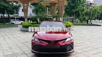 Toyota Camry 2.5Q 2022 Đỏ Nhập khẩu