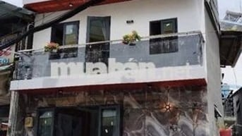 Nhà mặt tiền đường khu Tên Lửa
