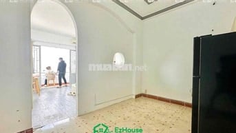 4TR9 TÂN HOÀ ĐÔNG - TÁCH BẾP - BAN CÔNG