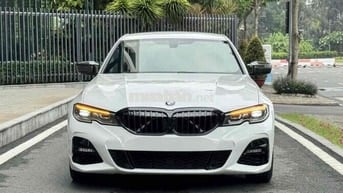 Bán chiếc BMW330i sx2020