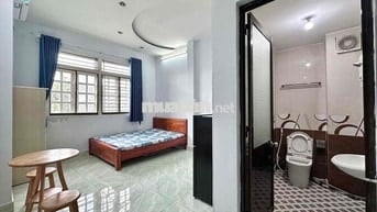 Cho Thuê Phòng Studio Full NT Sát Cầu Nguyễn Tri Phương , Quận 5