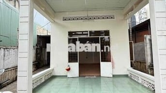 Nhà Sân Vườn Cấp 4 ( Gác Lửng Đúc ) Kiệt Oto 7 mét Đường Hà Huy Tập