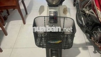 Honda Cub 81 Trắng