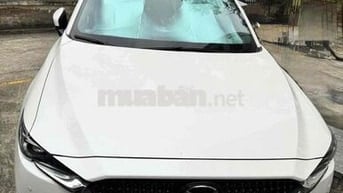 Mazda CX-8 Premium 7 chỗ Xăng Trắng
