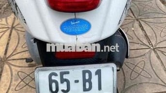 Piaggio Vespa Primavera 125 Trắng Việt Nam