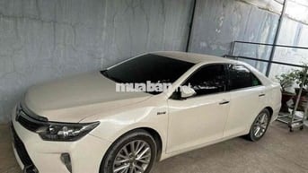 Toyota Camry 2018 Trắng 43509 km