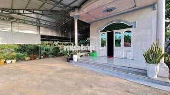 bán đất tặng nhà cấp 4 cũ diện tích 1000m2/280tr