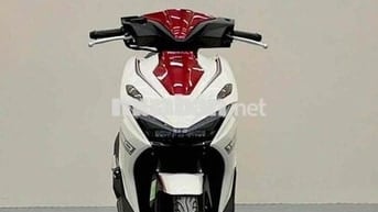 Honda Air Blade 160 2026 Trắng đỏ 200 km