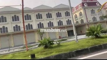 CHO THUÊ NHÀ GÓC 2 MẶT TIỀN – NGAY CHỢ LĂNG CÔ