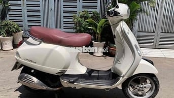 Piaggio Vespa LX 125 3vie Fi 2013 Trắng Bs.Tphcm