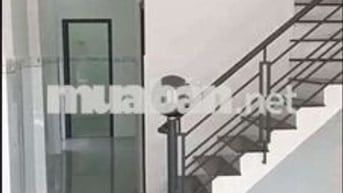 nhà mới 100% đc 3 phòng ngủ 2vs vô ở liền 