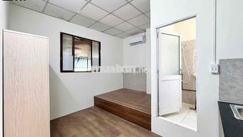 CHÍNH CHỦ CHO THUÊ STUDIO MỚI XÂY 100% NẰM NGAY NGÃ TƯ HÀNG XANH , Q1
