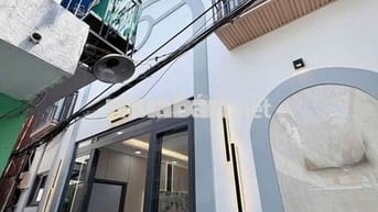 Nhà mới ở liền sát MT Hưng Phú P9, Q8( Có Phòng Ngủ Tầng Trệt )