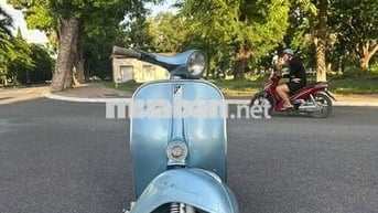 Piaggio Vespa Super 150 Xanh