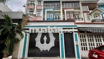 Cho Thuê Nhà Mới Đẹp DT6x20 1Trệt 3Lầu 4Pn 5Wc Sân Đậu 2 Ôtô Ngã Tư Ga