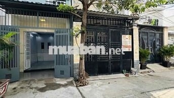 Chính chủ gửi bán nhà hẻm xe hơi c7d phạm hùng p bình Hưng tohcm