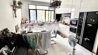 HXH Cách Mạng Tháng 8 giáp Quận 10 - xe hơi đỗ cửa - 84m2 4 tầng 10tỷ9