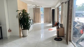 CHO THUÊ MẶT BẰNG TẦNG TRỆT – LÀM VĂN PHÒNG/SHOWROOM/CAFÉ