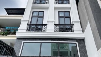 Toà CHDV tại 102 LÊ VĂN THỌ, P11, Q.Gò Vấp. Thu nhập: 120 triệu/tháng.
