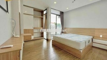 CHDV full nội thất 2pn2wc ban công, cửa sổ máy giặt riêng ngay sân bay
