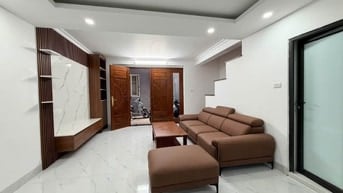Nhà đẹp ngõ Phan Kế Bính, giá 12.5 tỷ, hơn 42m2x5T, ở luôn, ẢNH THẬT 