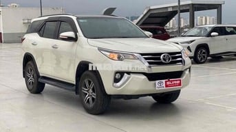 Toyota Fortuner 2.7V AT 2019 Trắng