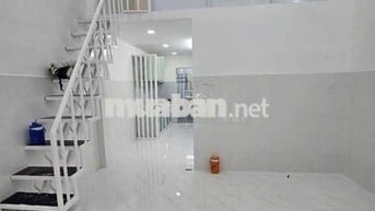 nhà mới như hình 2pn sẵn 2 máy lạnh .gần bx buýt hiêp thanh