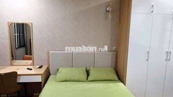 Cần cho thuê căn lầu 4, Thái Văn Lung quận 1