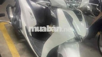 Bán xe ABS Honda SH 125i trắng, đã đi 28.000km