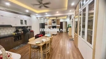 Bán căn hộ chung cư CT6 Khu đô thị Văn Khê 3 ngủ 2 wc