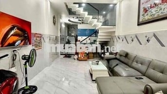 HIẾM. 4 TỶ HƠN. 4.5X15M. 2 TẦNG. HẺM XE HƠI. HƯƠNG LỘ 2. LÊ VĂN QUỚI.